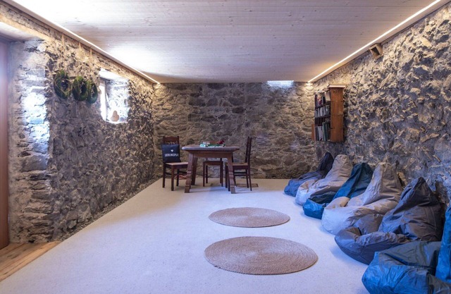 Bel appartement dans une maison de vacances pour 8 personnes avec WIFI, terrasse et parking