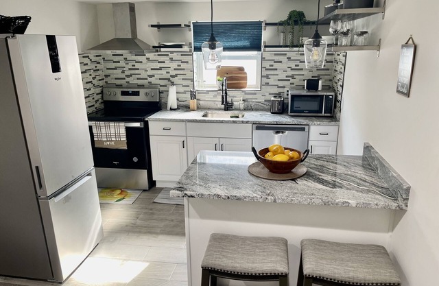 Beautiful apartment just 10 minutes from Newark Airport, nearby shopping centers