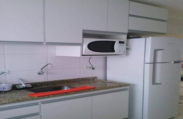 Bel appartement à louer à Praia Grande avec d'excellents prix, climatisation