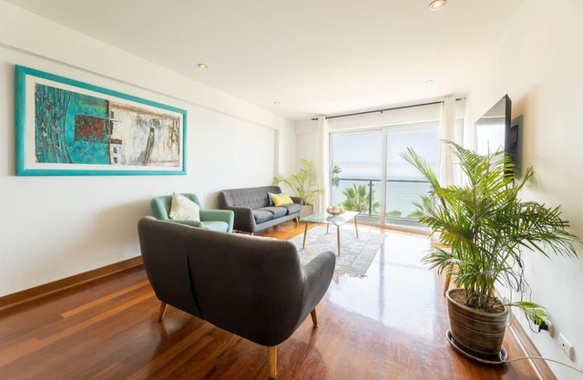 Beautiful apartment with an incredible ocean view