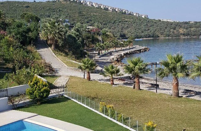 Belle villa face à la plage
