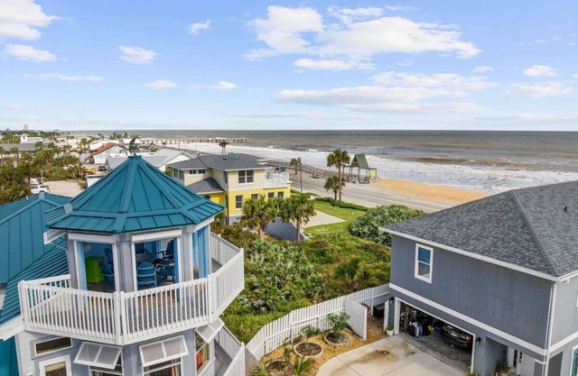 Beautiful beach home w/beach views, wraparound balconies & cupola, pool & hot tub!