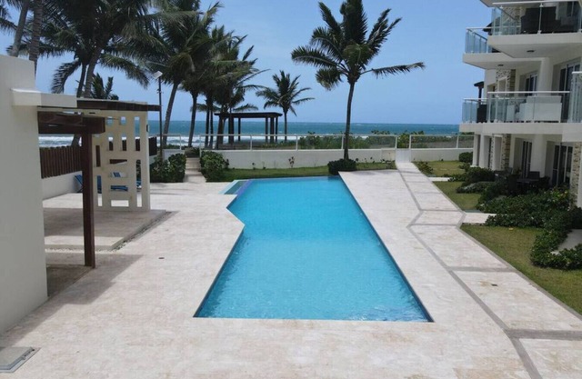 Beautiful Beachfront Apartment