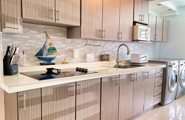 DORADO PUERTO RICO, NOUVEAU .. Belle villa en bord de mer entièrement rénovée