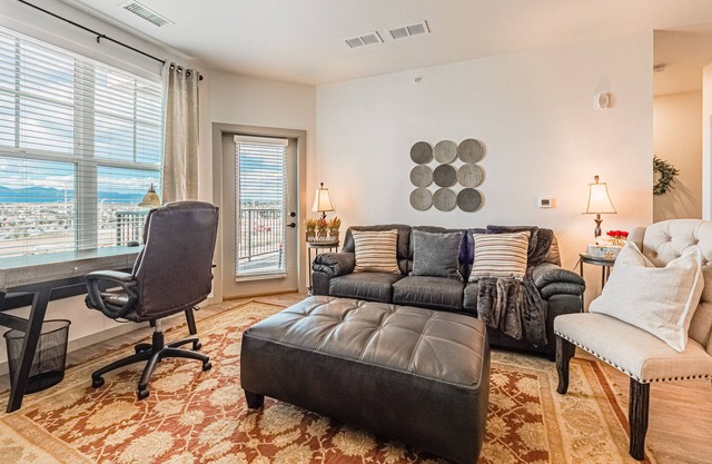 Beautiful brand new urban style with Mountain View