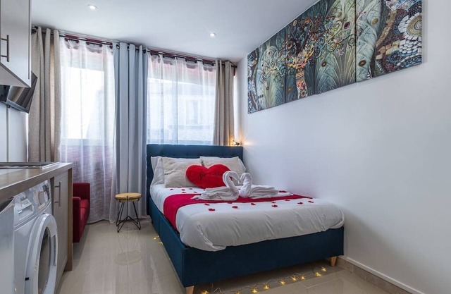 Venez profiter de votre Escapade Parisienne pour séjourner dans notre logement.