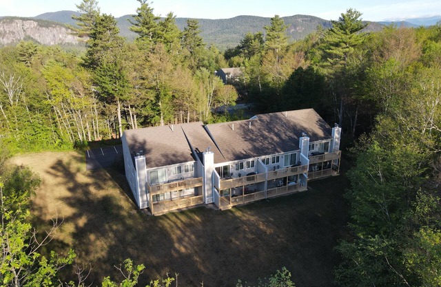 Beautiful, Bright, & Family-Friendly North Conway Condo—Close to Everything!
