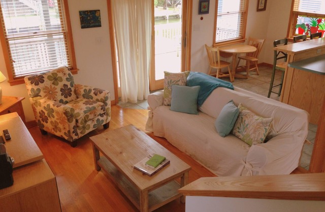 Belle Cottage Canalfront, parfait pour les couples!