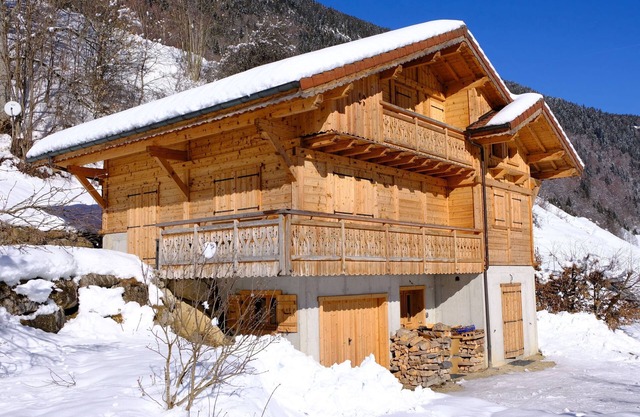 Magnifique Chalet au cœur du village du Reposoir