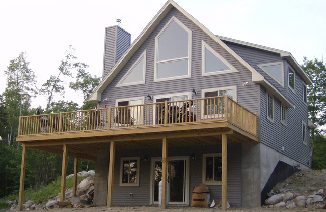 Magnifique chalet minutes de l'Acadie situées dans un cadre privé