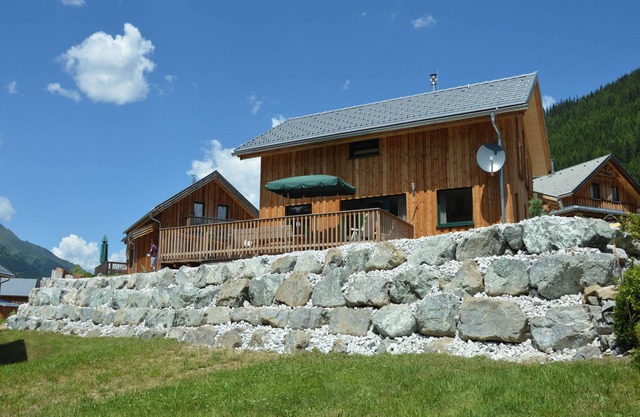 Beau chalet au bord des pistes avec sauna