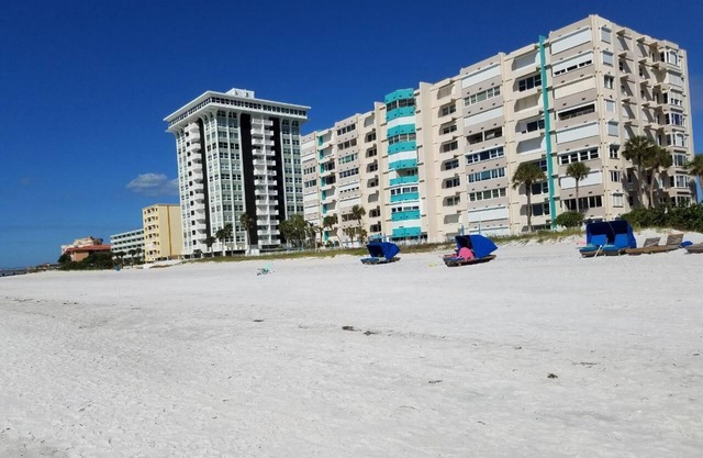 Magnifique condo sur la plage