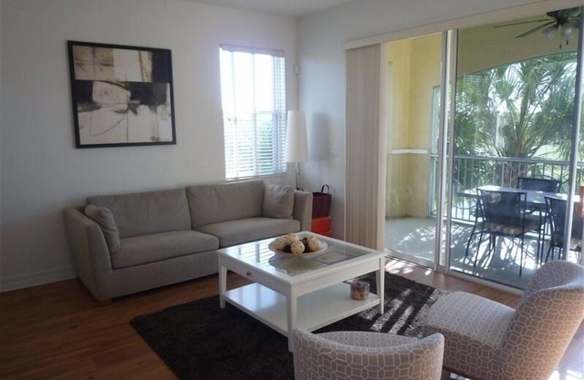 Magnifique condo situé sur un terrain privé incroyable Communauté