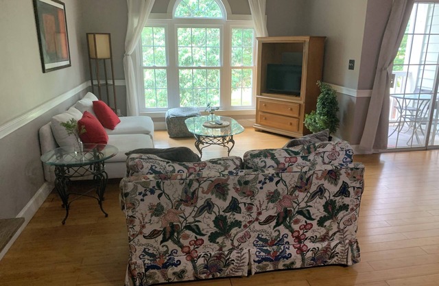 Beautiful Condo on Arrowhead Golf Course