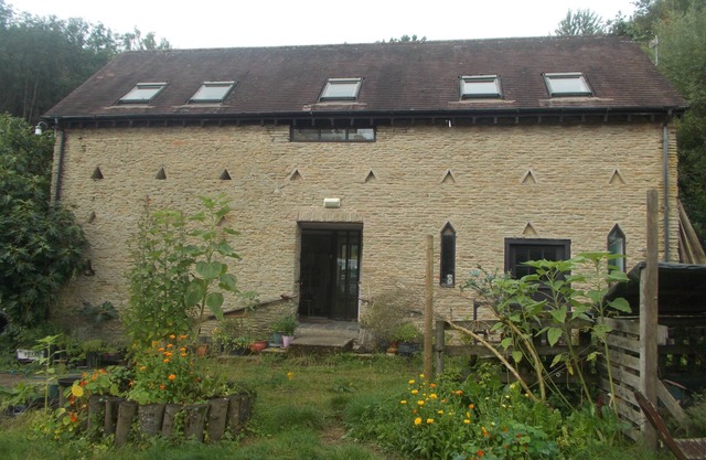 Belle grange convertie dans un cadre rural tranquille