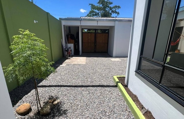 Beautiful country house in San Martin (pet and family friendly)