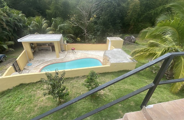 Beautiful Country home with private pool