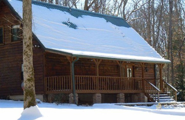 Beautiful Cozy Cabin in Sautee Valley for Fall!!
