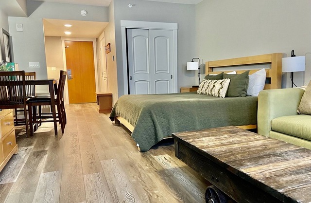 Condo studio magnifique et confortable à Winter Park Base Village