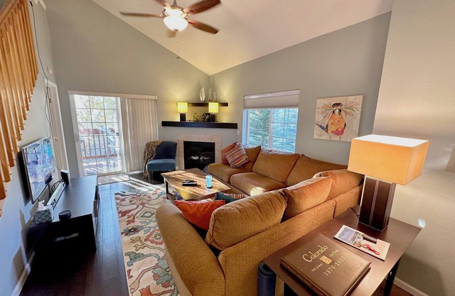 Belle Creekside Condominium - 2 chambres + Loft