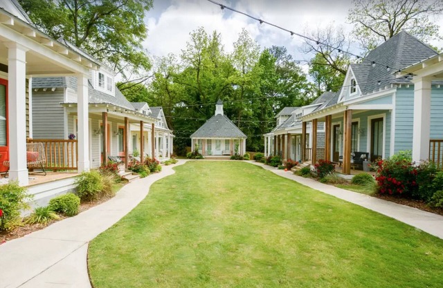 Beau centre-ville Auburn Cottage dans un cadre pittoresque