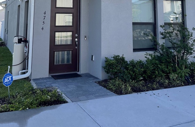 **Beautiful Family Townhouse near to Disney Orlando/Kissimmee
