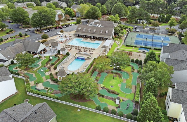 Beautiful Family-Friendly Resort 2BR/2BA