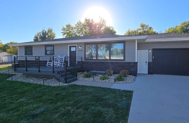 Beautiful Family Home - Perfect for Large Groups!