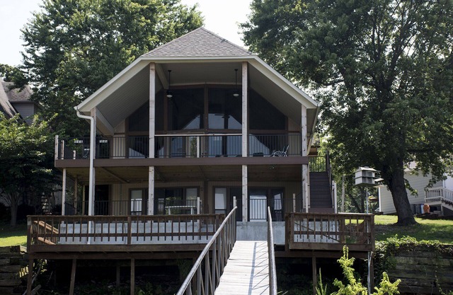 Belle maison de cinq chambres avec une «vue grandiose» sur le lac «nouvellement inscrit»