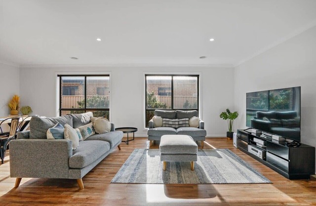 Beautiful Golden Point Home - Style&Sophistication