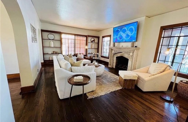 Historic home, 3 blocks to Bryant-Denny Stadium