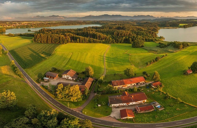 Beautiful holiday flat surrounded by lakes, mountains ans nature