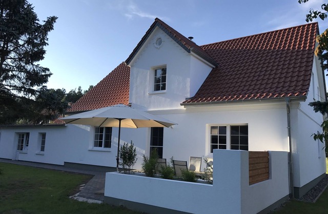belle maison de vacances dans un endroit calme, non loin de Darß, Zingst