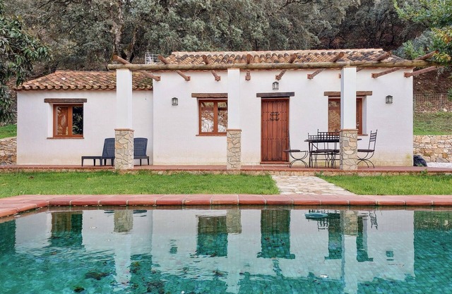 Belle maison à Algatocin avec WiFi