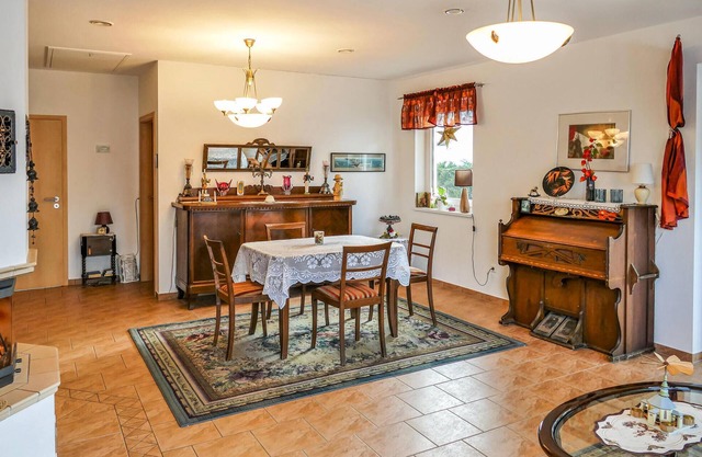 Belle maison de 2 chambres à Brünlos