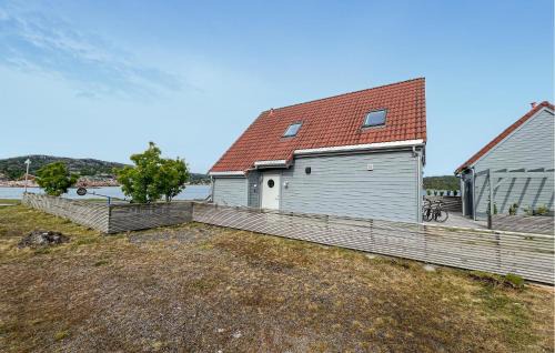 Beautiful Home In Lindesnes With House Sea View