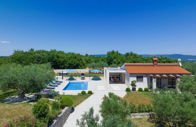 Villa Saint Silentio
