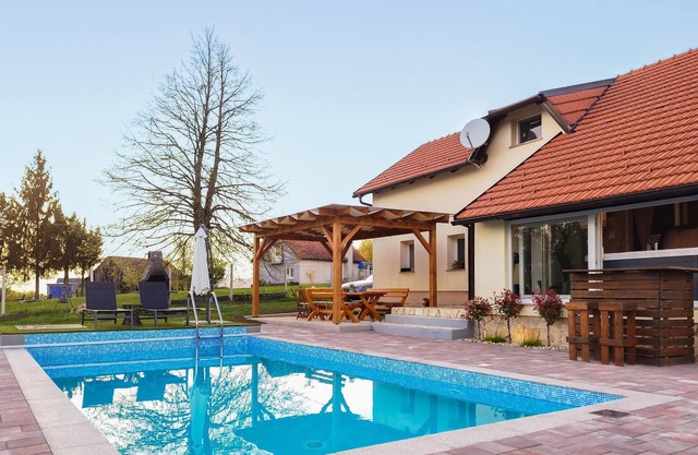 Belle maison à Pregrada avec cuisine