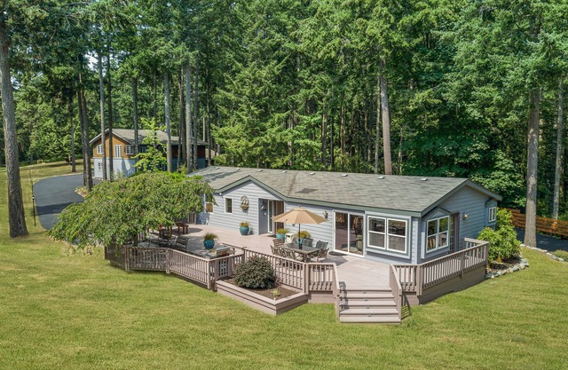Newly Listed! Beautiful Home near Roche Harbor! (Quarry Point Retreat)