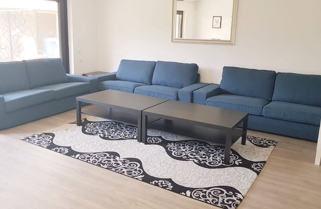 Belle maison avec une connexion parfaite!