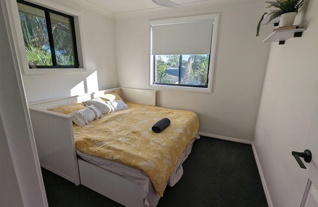 Beautiful House 10min Walk From Beach & Lake
