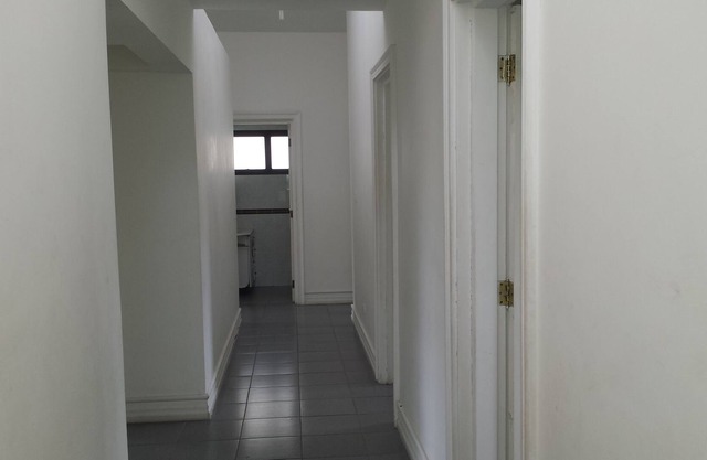 BEAUTIFUL HOUSE A 30 MTS BEACH, COVE! FOR 30 PEOPLE .Value 1. 800 A DAILY.