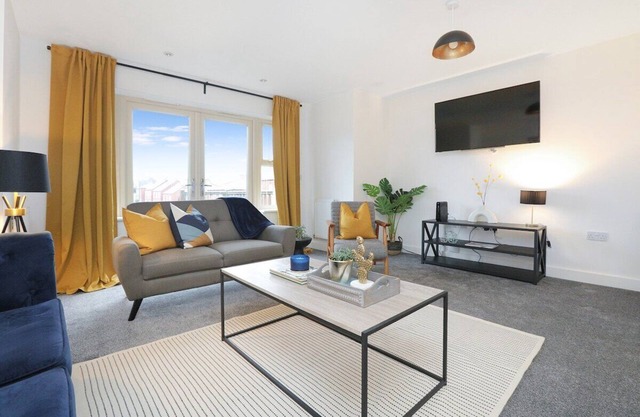 Beautiful House in Nottingham w/ Parking & Wi-Fi by PureStay Short Lets