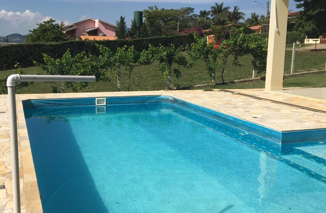 HERMOSA CASA EN JAGUARI DAM - PIRACAIA
