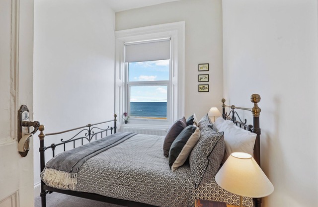Beautiful house with spectacular views of the Pier, Lighthouse,beach and sea.