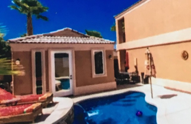 Belle maison avec piscine et à quelques minutes de la rivière Colorado