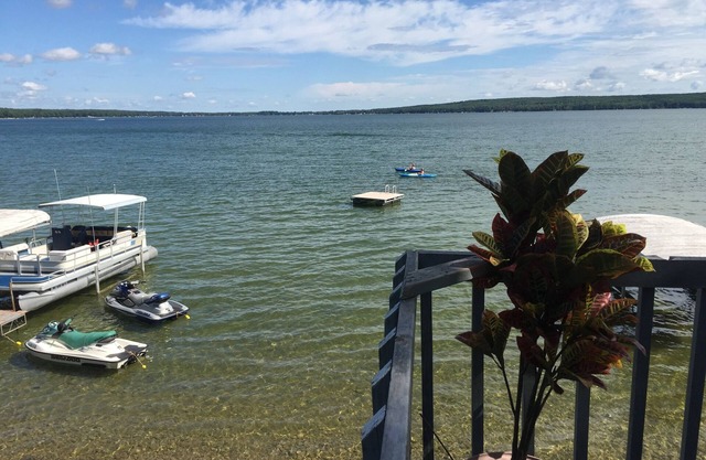 Magnifique chalet du lac Hubbard # 2