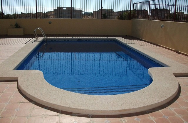 Belle villa indépendante avec piscine privée, animaux acceptés
