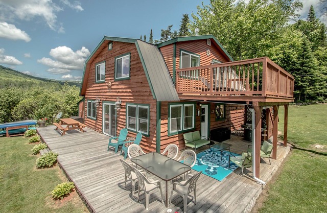 Belle cabine au bord du lac