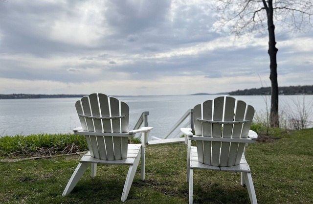 Beautiful Lake Front Property within 3 blocks walk to Green Lake Town center.